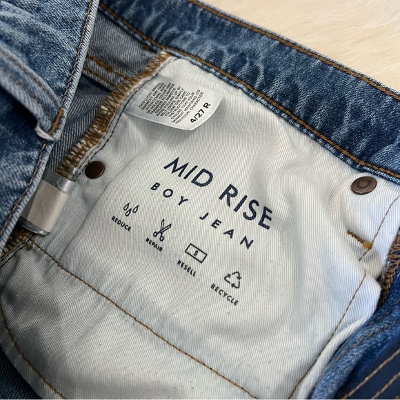 LUCKY BRAND Mid Rise Boyfriend Jean - Picture 9 of 13